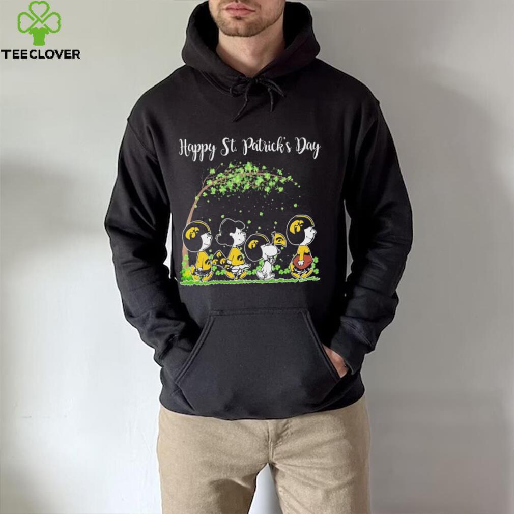 The Peanuts Characters Iowa Hawkeyes Happy St. Patrick’s Day Shirt The Peanuts Characters Iowa Hawkeyes Happy St. Patrick’s Day Shirt
