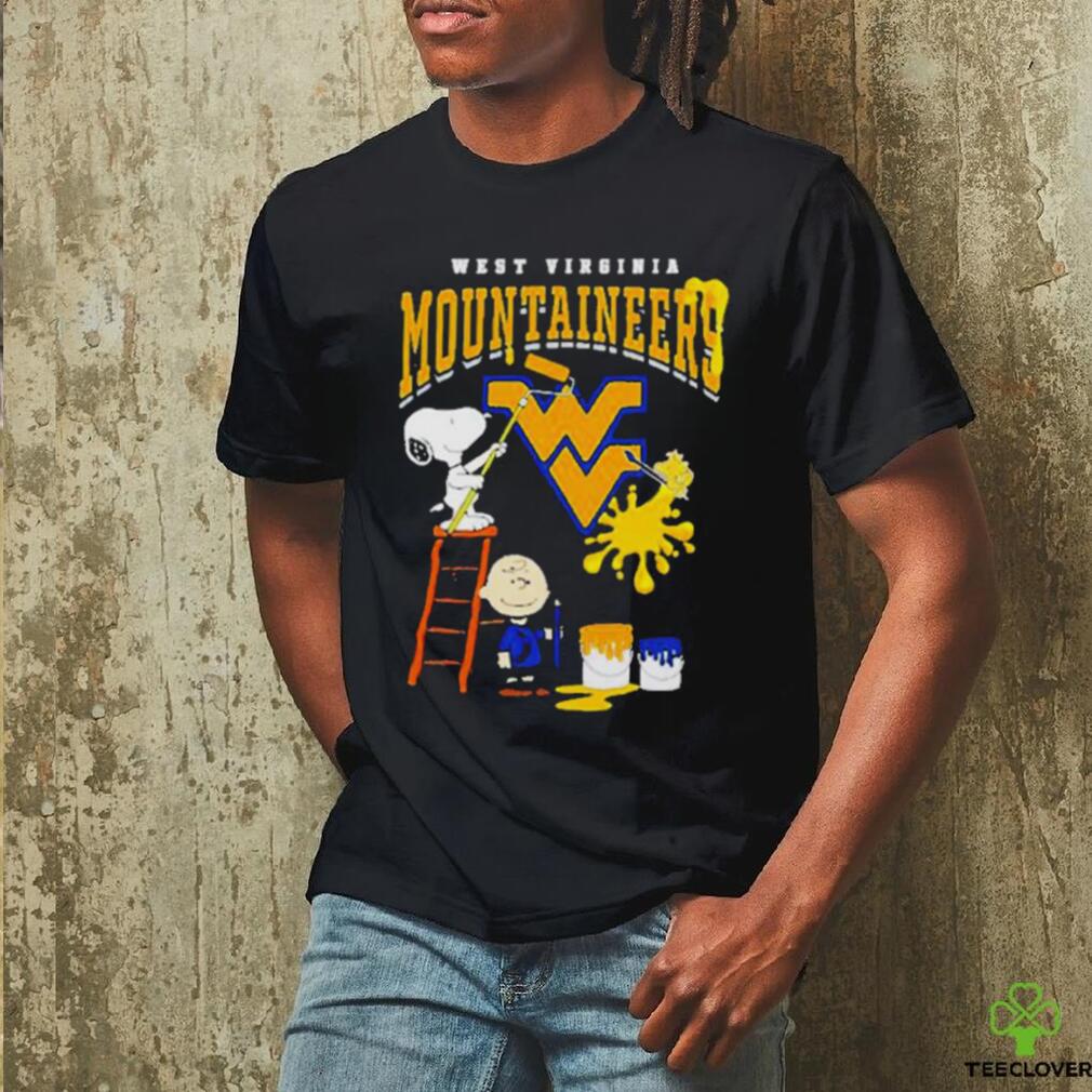 The Peanuts Charlie Snoopy And Woodstock Wall Paint West Virginia Mountaineers Shirt The Peanuts Charlie Snoopy And Woodstock Wall Paint West Virginia Mountaineers Shirt