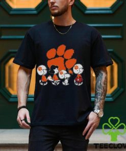 The Peanuts Snoopy And Friends Cheer For The Clemson Tigers Ncaa Shirt