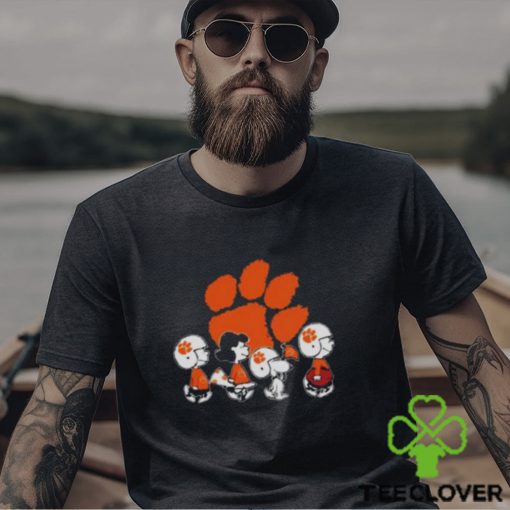 The Peanuts Snoopy And Friends Cheer For The Clemson Tigers Ncaa Shirt