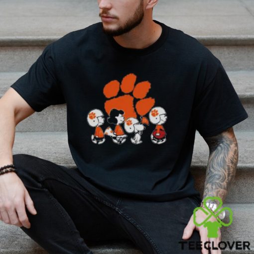 The Peanuts Snoopy And Friends Cheer For The Clemson Tigers Ncaa Shirt