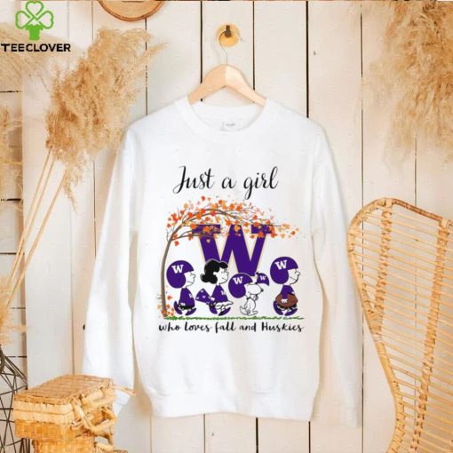 The Peanuts show Just a girl who loves fall and Washington Huskies hoodie, sweater, longsleeve, shirt v-neck, t-shirt