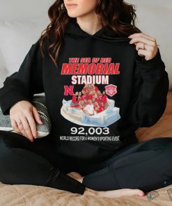 The Sea of Red Memorial Stadium Nebraska Volleyball 92003 World Record for a women’s sporting event hoodie, sweater, longsleeve, shirt v-neck, t-shirt