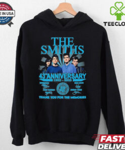 The Smiths 43rd Anniversary 1982-2025 Thank You For The Memories Signatures Shirt, featuring signatures of the band members and a commemorative design to celebrate the iconic band's legacy. Perfect for fans honoring their music and contributions over the years.