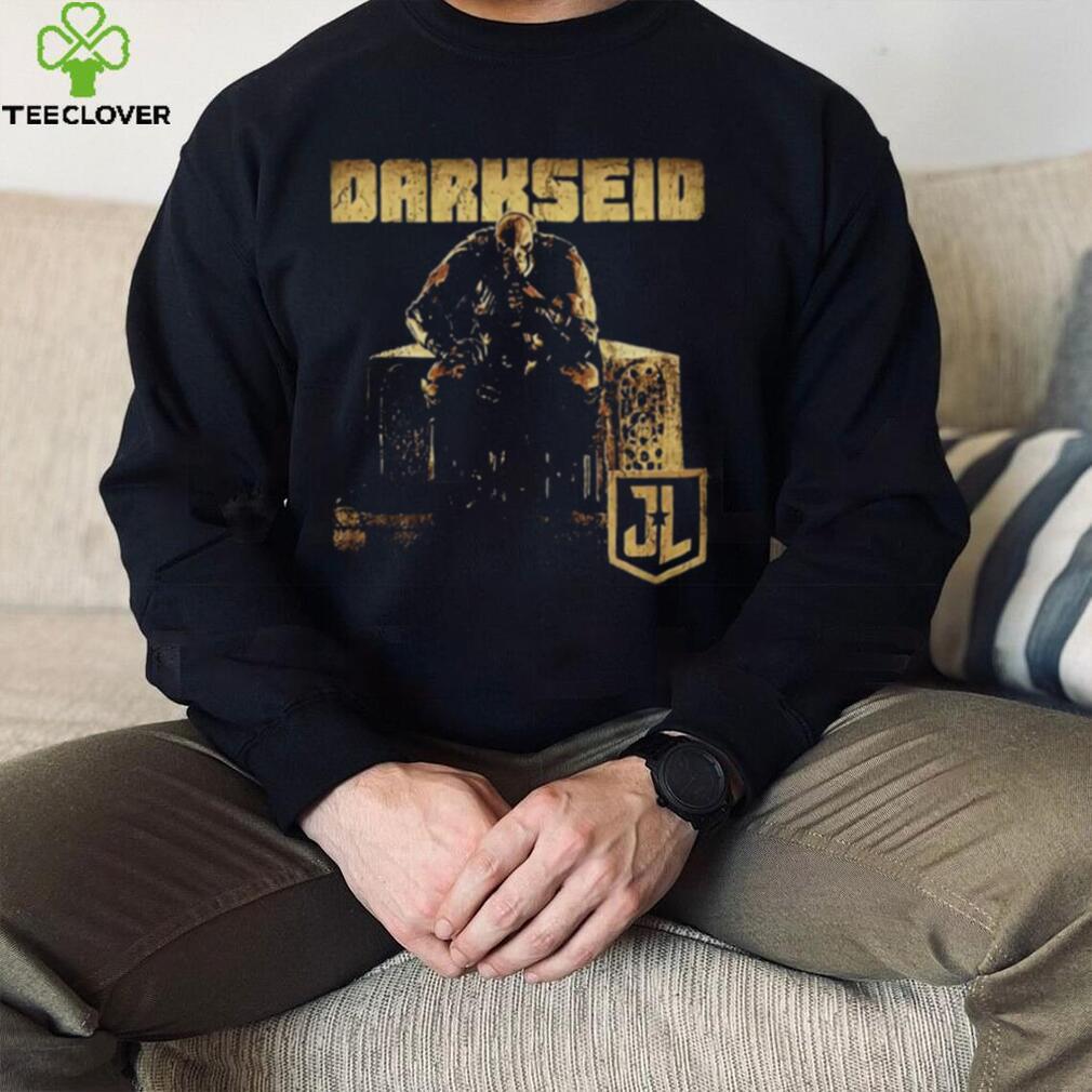 The Strong Character Darkseid Vintage Dc Comic Hoodie Shirt The Strong Character Darkseid Vintage Dc Comic Hoodie Shirt