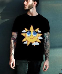 The sun smiles on the island of Maui strong shirt