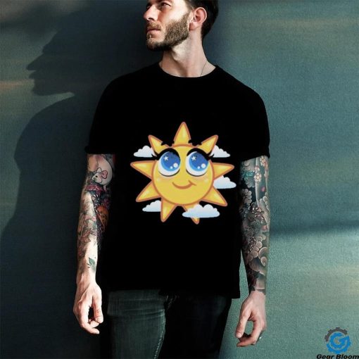 The sun smiles on the island of Maui strong shirt