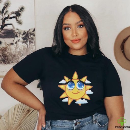 The sun smiles on the island of Maui strong shirt
