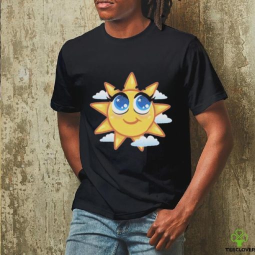 The sun smiles on the island of Maui strong shirt