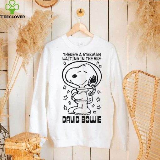 Theres a starman waiting in the sky david bowie Snoopy hoodie, sweater, longsleeve, shirt v-neck, t-shirt