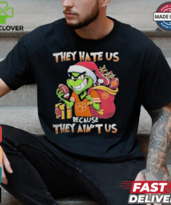 They Hate Us Because They Ain’t Us Grinch X Clemson Tigers Football Christmas Shirt