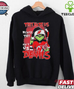 They Hate Us Because They Ain’t Us Grinch X New Jersey Devils Christmas Shirt