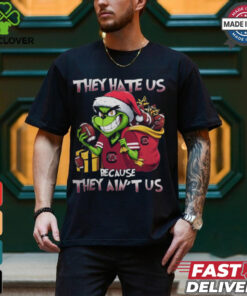 They Hate Us Because They Ain’t Us Grinch X South Carolina Gamecocks Christmas 2024 Shirt