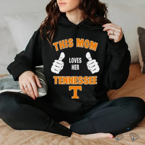 This Mom Loves Her Tennessee Volunteers Mothers Day T hoodie, sweater, longsleeve, shirt v-neck, t-shirt