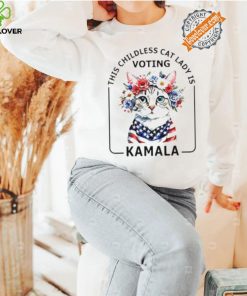This childless cat lady is voting Kamala Harris election 2024 Shirt