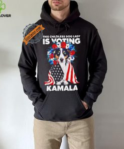 This childless dog lady ladies is voting Kamala election 24 hoodie, sweater, longsleeve, shirt v-neck, t-shirt