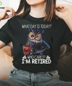 This funny tshirt is for girls of all ages who love owls. It's a nice present for your girlfriend, sister, cousin, daughter, aunt,