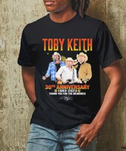 Toby Keith 30th Anniversary 1993 2023 Thank You For The Memories signature Shirt 1 Toby Keith 30th Anniversary 1993 2023 Thank You For The Memories signature Shirt