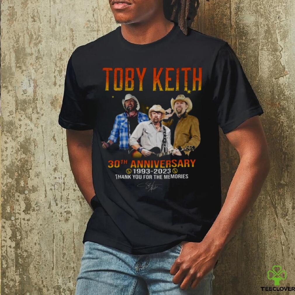 Toby Keith 30th Anniversary 1993 – 2023 Thank You For The Memories T Shirt Toby Keith 30th Anniversary 1993 – 2023 Thank You For The Memories T Shirt