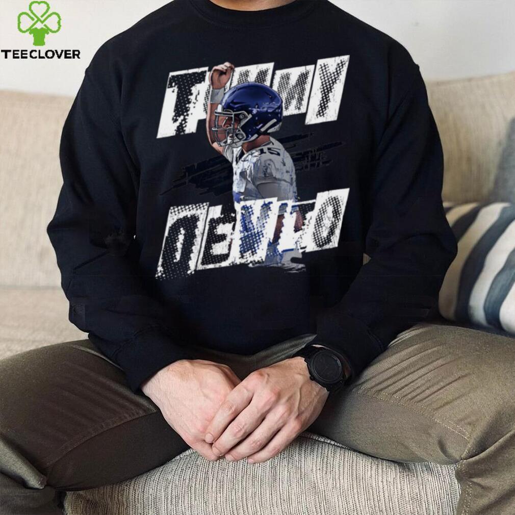 Tommy Devito player New York Giants football pose retro 2024 shirt Tommy Devito player New York Giants football pose retro 2024 shirt