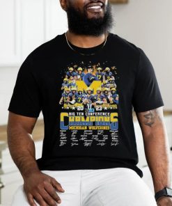 Top 2023 BIG ten conference champions Michigan Wolverines all members signatures shirt 2 Top 2023 BIG ten conference champions Michigan Wolverines all members signatures shirt