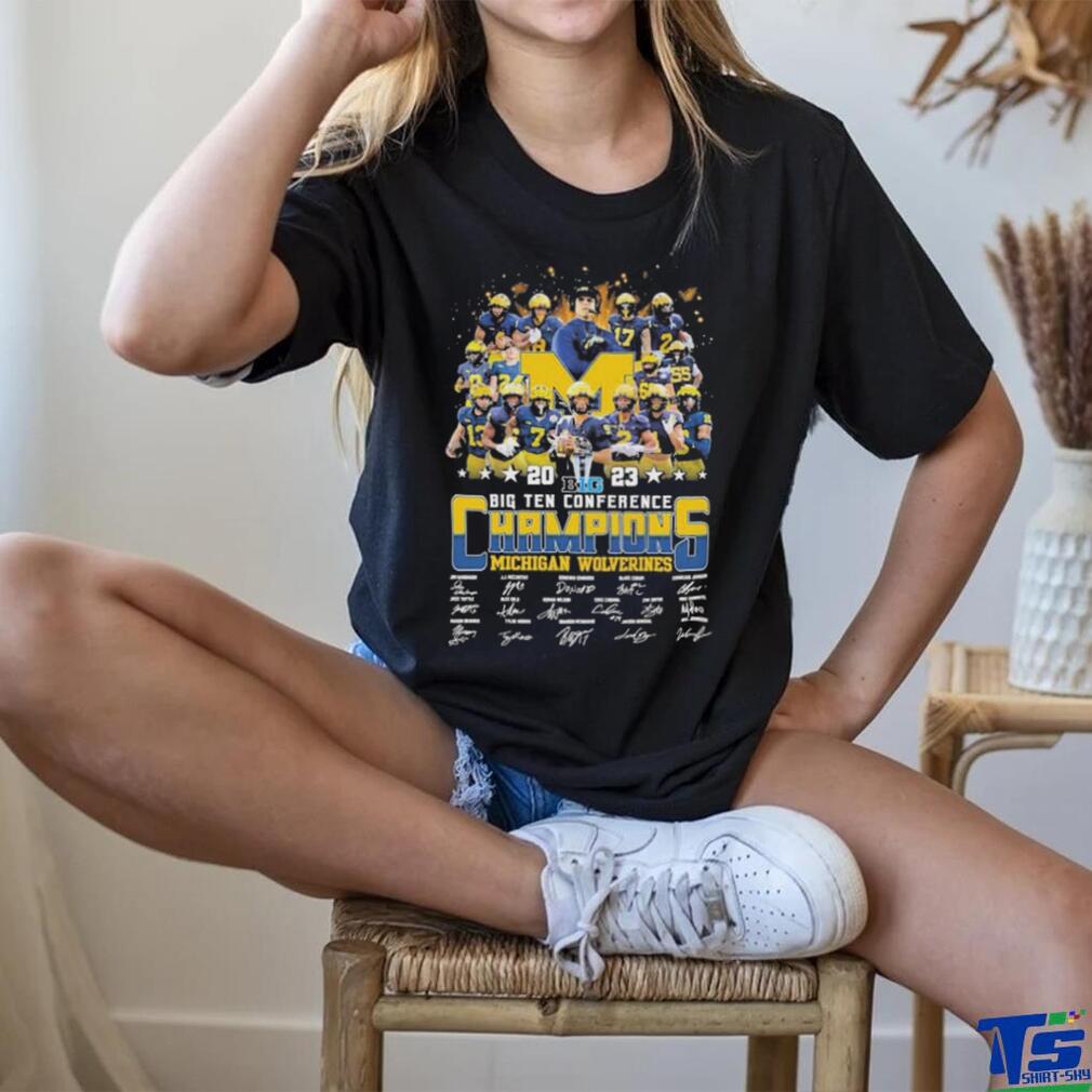 Top 2023 BIG ten conference champions Michigan Wolverines all members signatures shirt Top 2023 BIG ten conference champions Michigan Wolverines all members signatures shirt