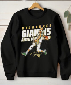 Top Giannis Antetokounmpo Milwaukee Bucks Basketball slam dunk signature hoodie, sweater, longsleeve, shirt v-neck, t-shirt