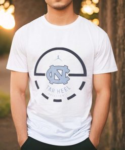 Top Men’s Jordan Brand White North Carolina Tar Heels Free Throw Basketball T Shirt
