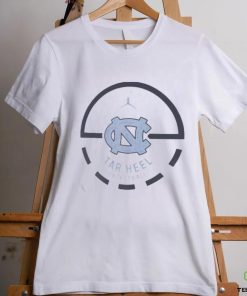 Top Men’s Jordan Brand White North Carolina Tar Heels Free Throw Basketball T Shirt