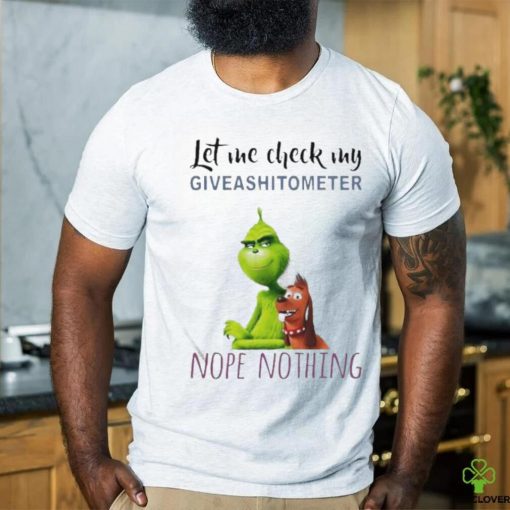 Top The Grinch And Max Let Me Check My Giveashitometer Nope Nothing T Shirt