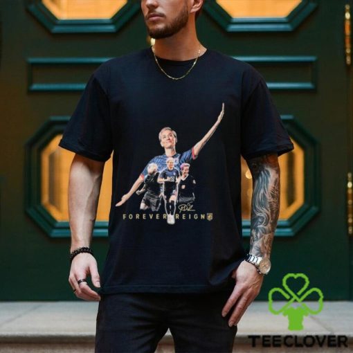 Top narrow fit forever rapinoe shirt