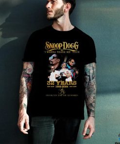 Top snoop Dogg I wanna thank mer tour 32 years 1992 2024 thank you for the memories signatures hoodie, sweater, longsleeve, shirt v-neck, t-shirt