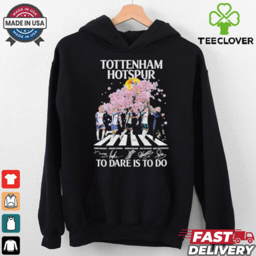 Tottenham Hotspur Valentine’s Day Gifts For Football Lovers Signatures shirt