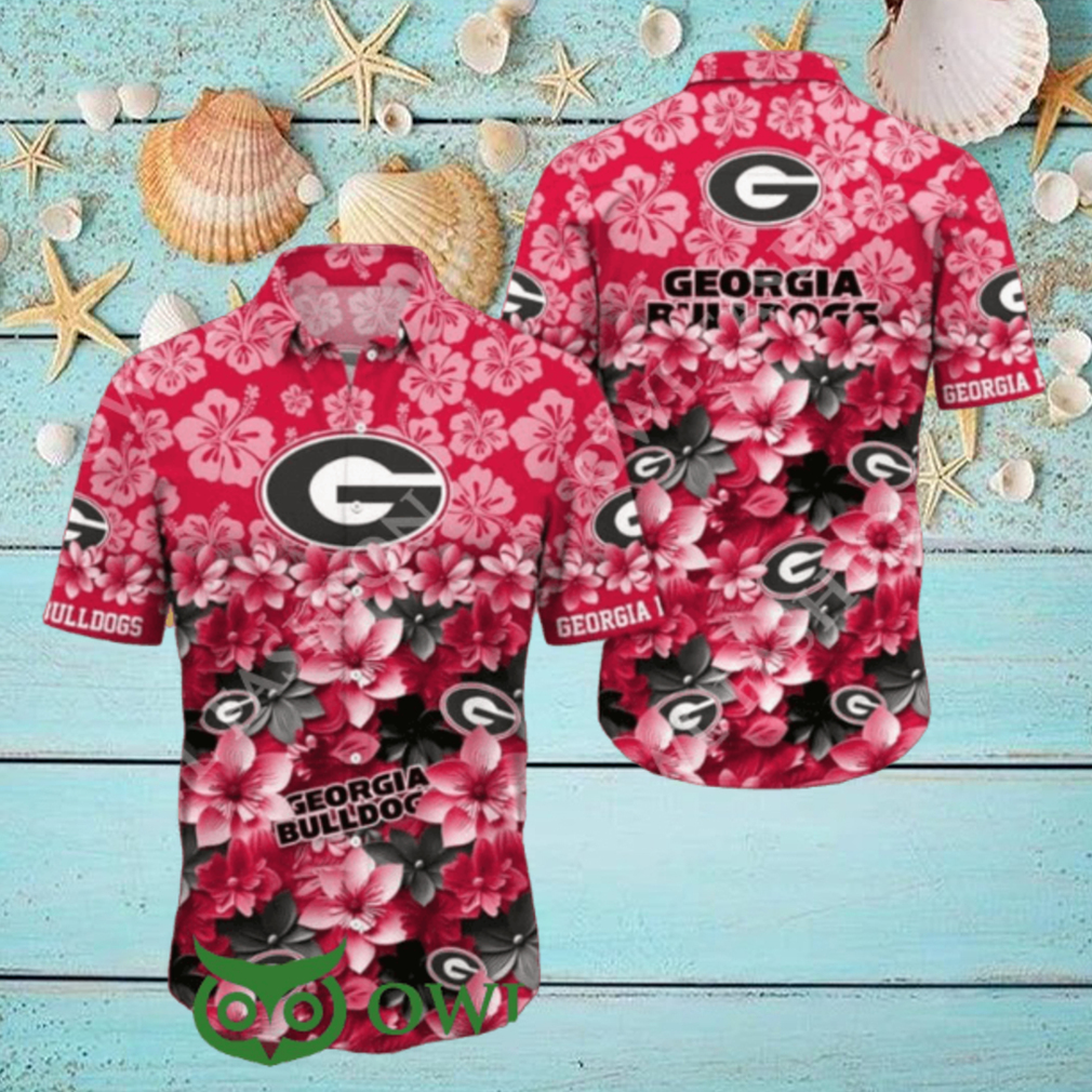 Trending Summer 2024 Georgia Bulldogs NCAA pink Flower Hawaiian Shirt Trending Summer 2024 Georgia Bulldogs NCAA pink Flower Hawaiian Shirt