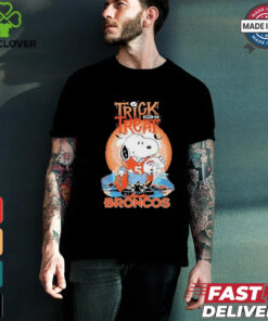 Trick Treat Snoopy Teams Denver Broncos Halloween Shirt