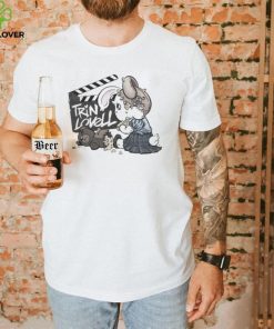 Trin Lovell with rabbit art shirt