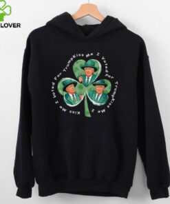Trump St Patrick’s Day 2025 Funny Kiss Me I Voted For Trump T Shirt