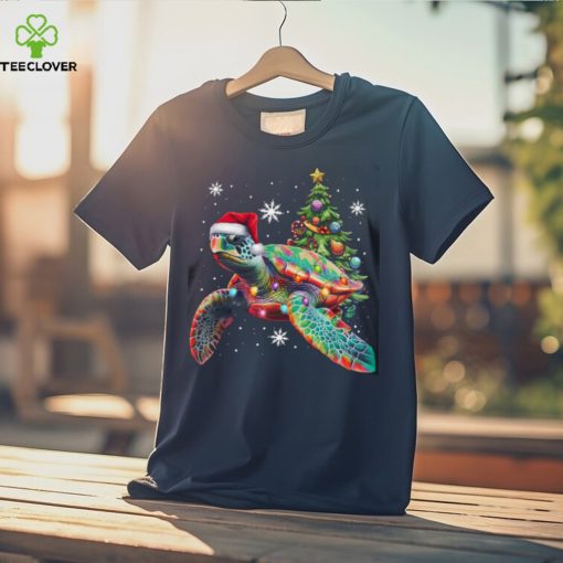 Turtle Wearing Noel Hat   Christmas Turtle Classic T Shirt