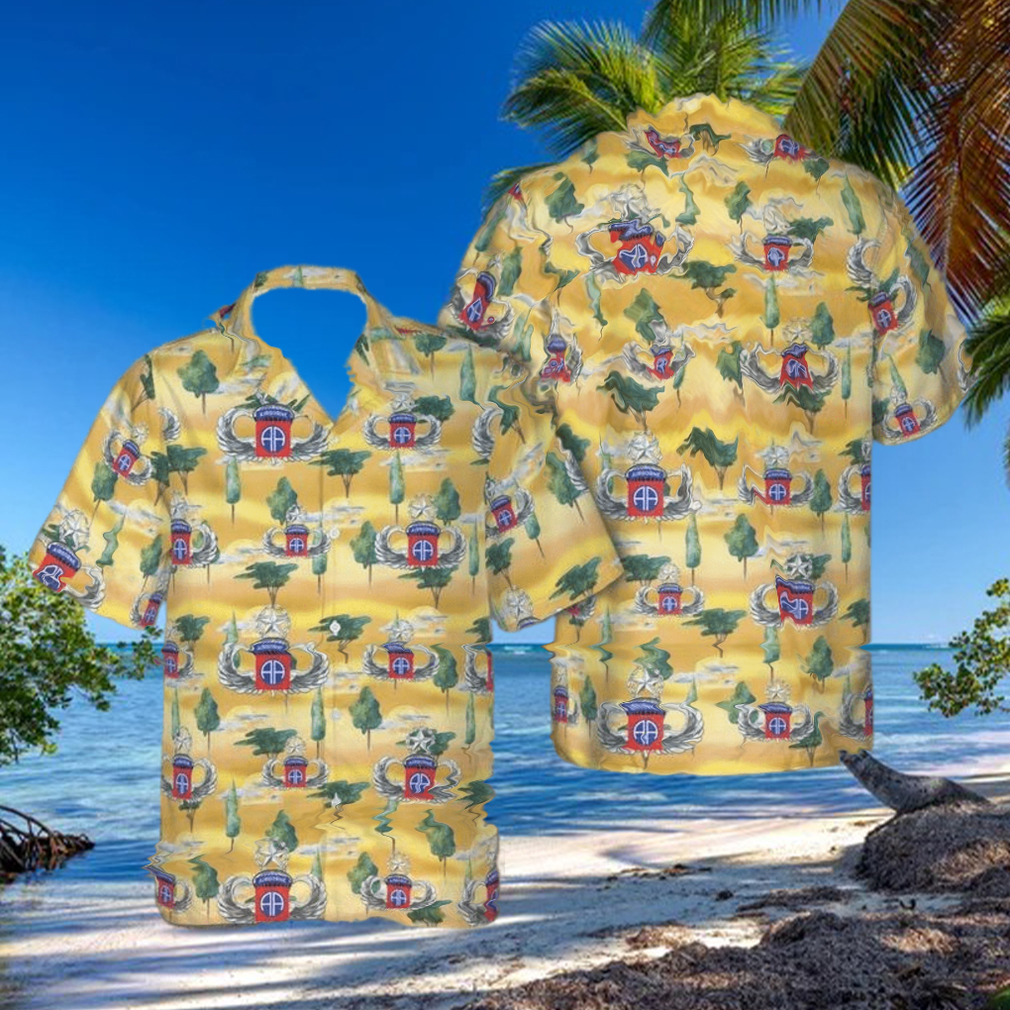 US Army 82nd Airborne Master Jump Wings Hawaiian Shirt Summer Gift For Men And Women US Army 82nd Airborne Master Jump Wings Hawaiian Shirt Summer Gift For Men And Women