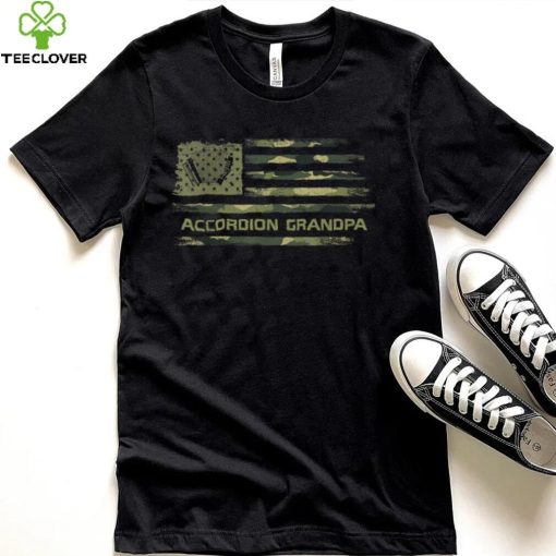 USA Camo Flag Accordion Grandpa Accordionist Silhouette T Shirt