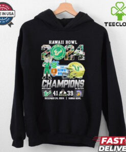 USF Bulls 2024 The Hawaii Bowl 41-39 Score Helmet Shirt, featuring a bold graphic with the final score of the game and the USF Bulls helmet. Perfect for fans celebrating their team's victory in the 2024 Hawaii Bowl.
