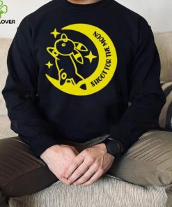 Umbreon shoot for the moon shirt