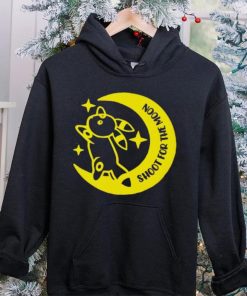 Umbreon shoot for the moon shirt