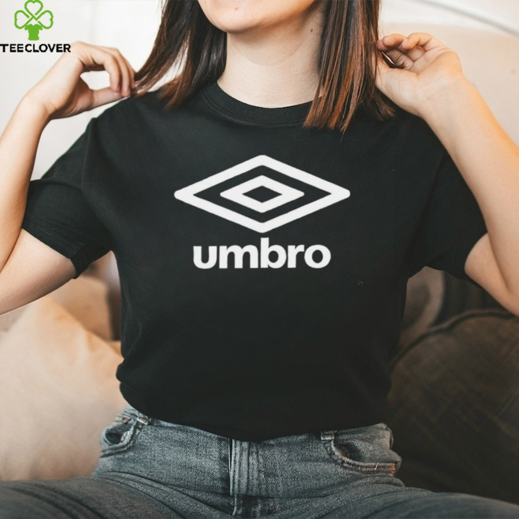Umbro logo classic shirt Umbro logo classic shirt