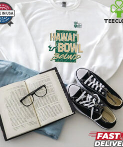 University of South Florida Football 2024 Hawai’i Bowl Bound Shirt, featuring bold graphics and team branding to celebrate USF’s exciting journey to the 2024 Hawai’i Bowl. Perfect for fans showing their support for the Bulls!