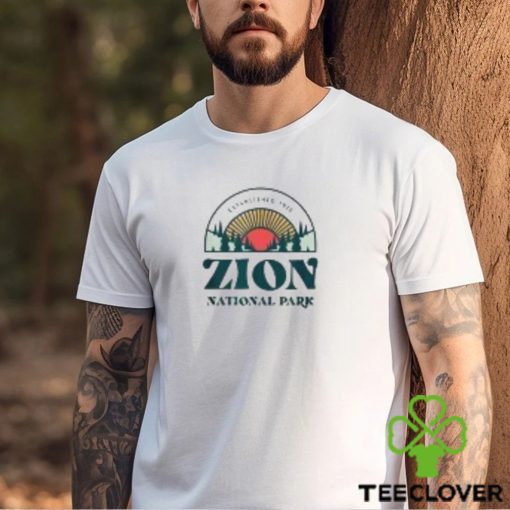 Utah Zion National Park Casual Earth Day T Shirt