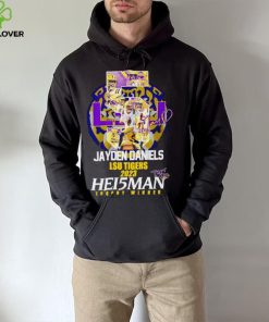 5 Jayden Daniels LSU Tigers 2023 Hei5man trophy winner signature hoodie, sweater, longsleeve, shirt v-neck, t-shirt