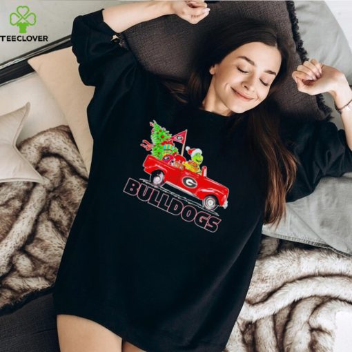 Happy Merry Christmas The Grinch drive a car Georgia Bulldogs football logo flag gift hoodie, sweater, longsleeve, shirt v-neck, t-shirt