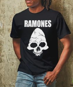 Vick 8122 Cm Punk Wearing Ramones Skull Shirt