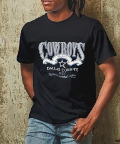 Vintage 1996 Dallas Cowboys NFL Graphic Spell Out shirt